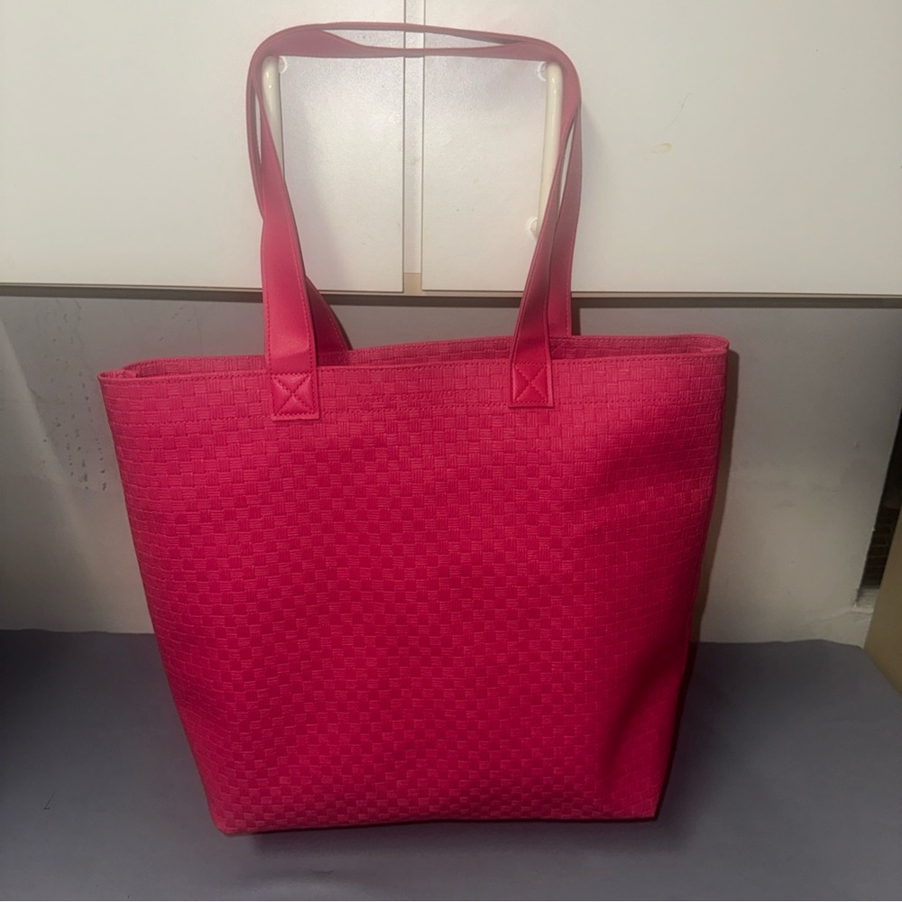 NWT 2024 BATH & BODY WORKS Pink Tote Bag ONLY.